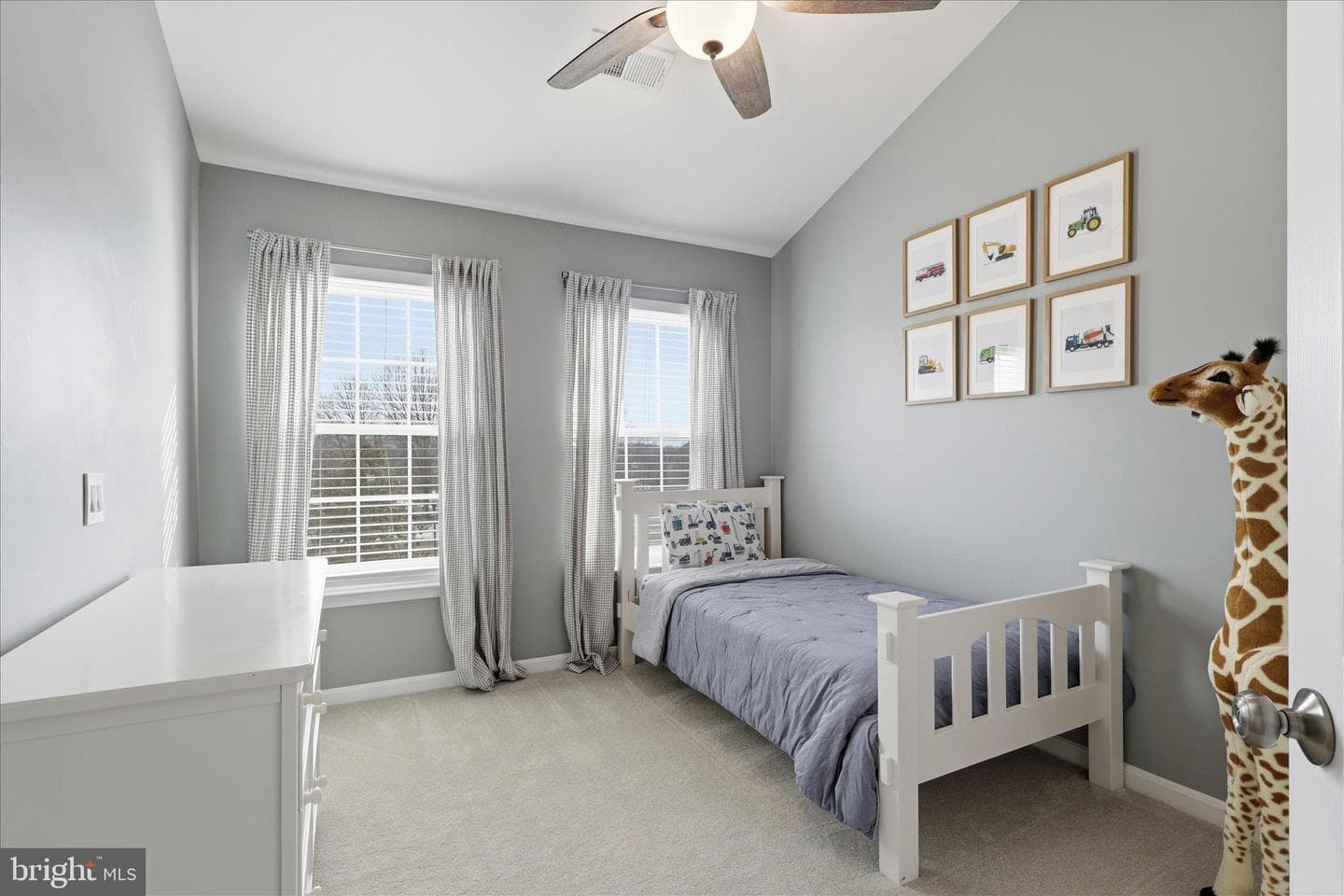 46164 Chester Terrace photo 27