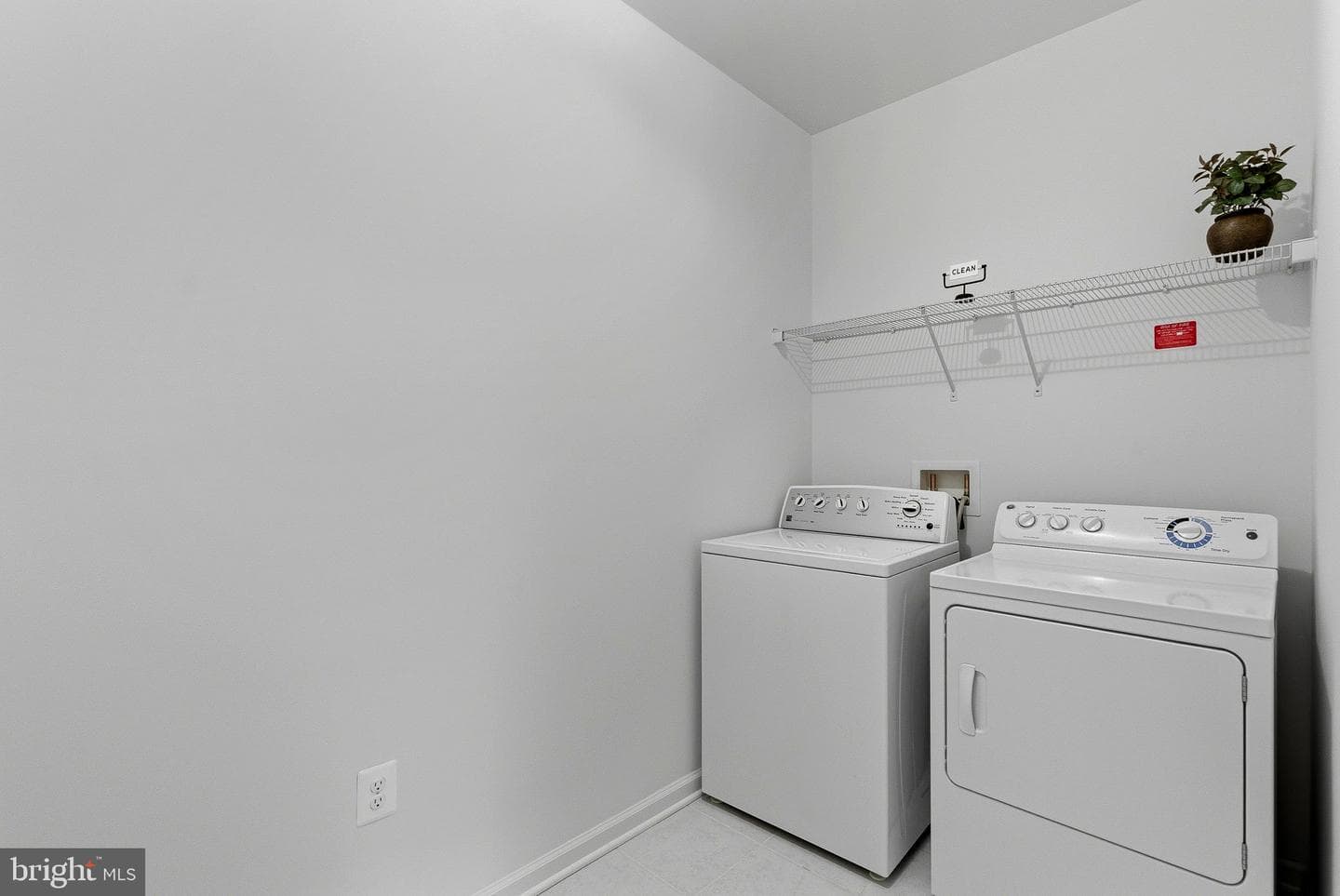 41895 Cathedral Valley Square #407 photo 33
