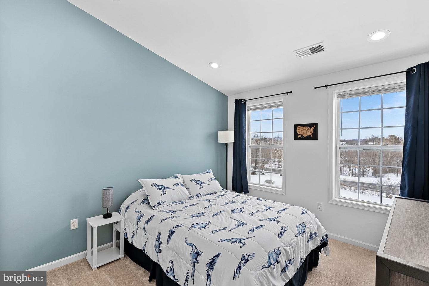 303 Dublin Square photo 25