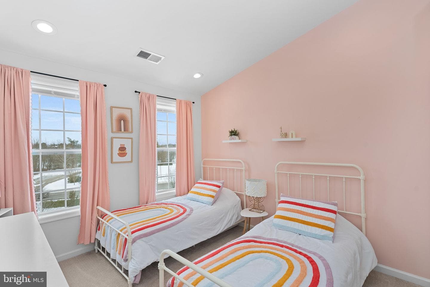 303 Dublin Square photo 27