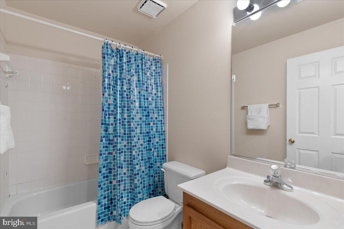 43960 Bidwell Court photo 44