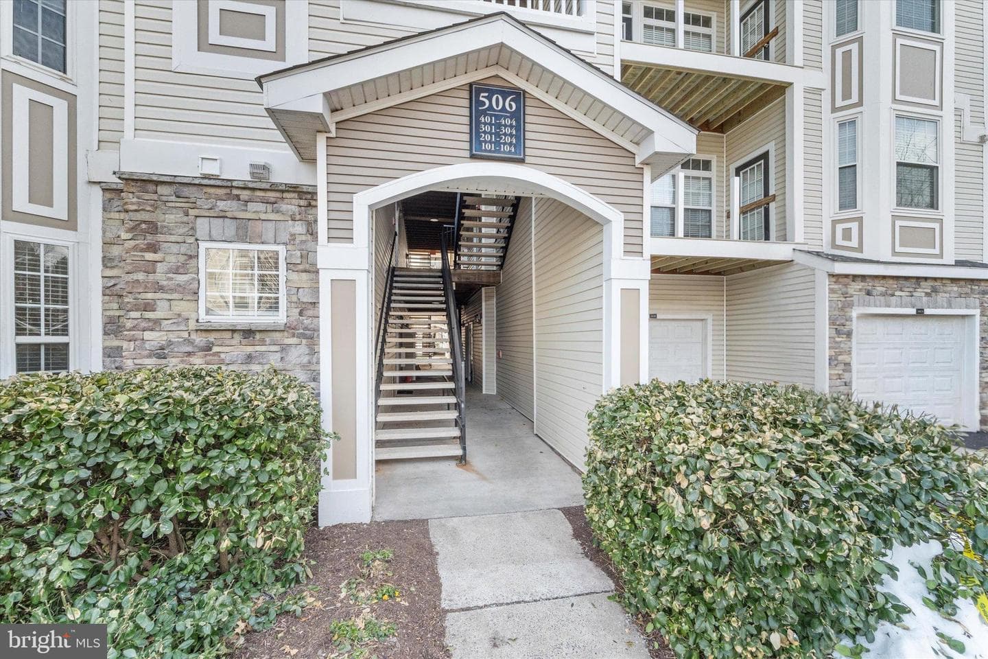 506 Sunset View Terrace SE #101 photo 4