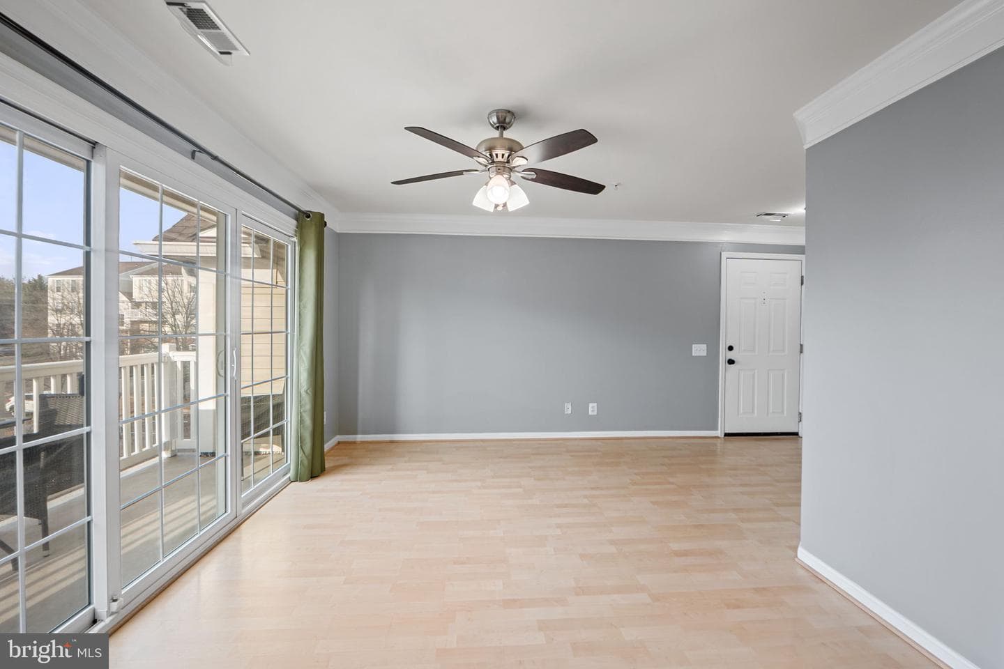 46966 Courtyard Square #301 photo 8