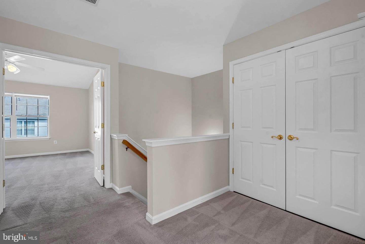 47392 Victoria Falls Square photo 22