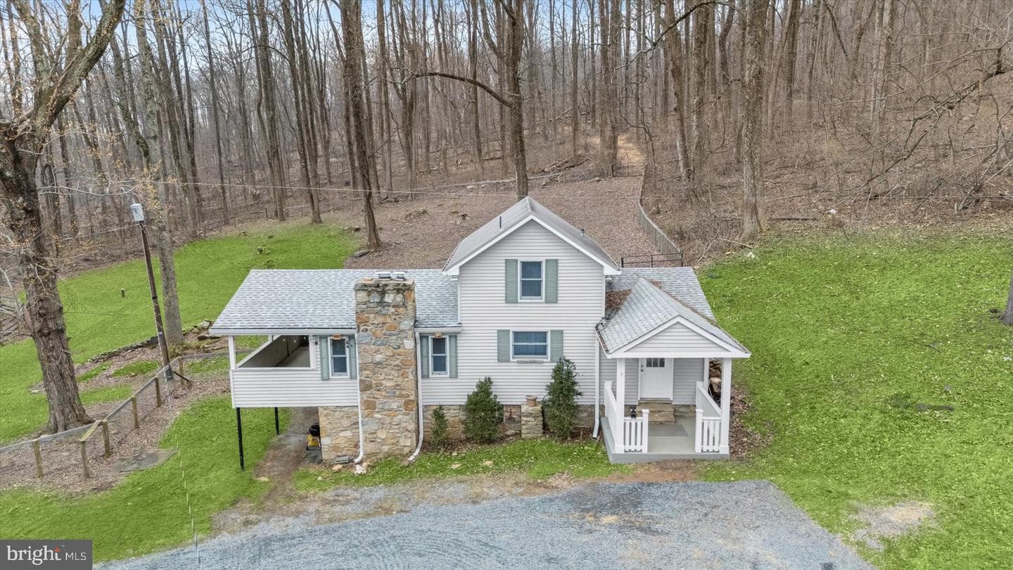 13587 Hanging Rock Lane photo 3