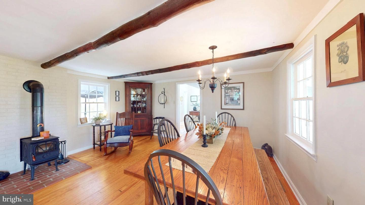 21539 Oatlands Road photo 6
