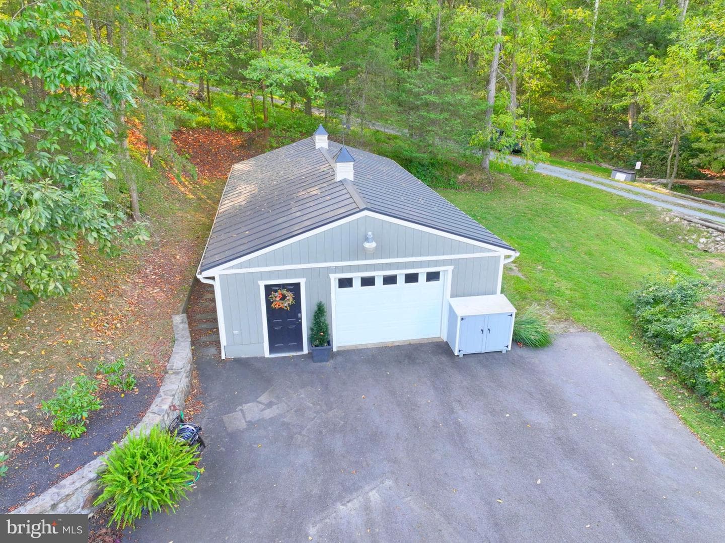 21539 Oatlands Road photo 79