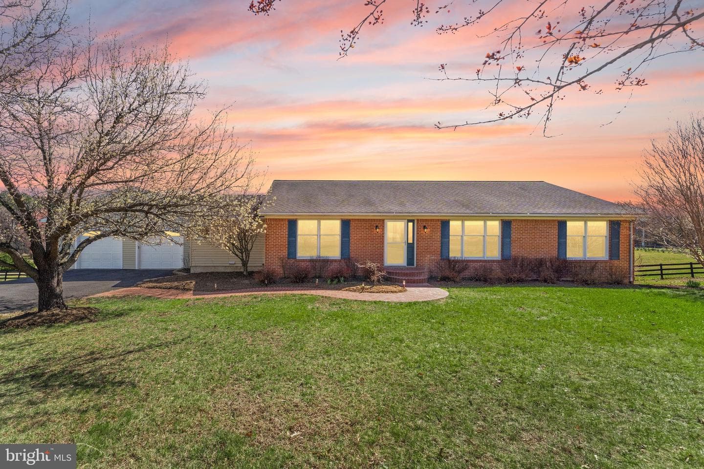13840 Barnhouse Place