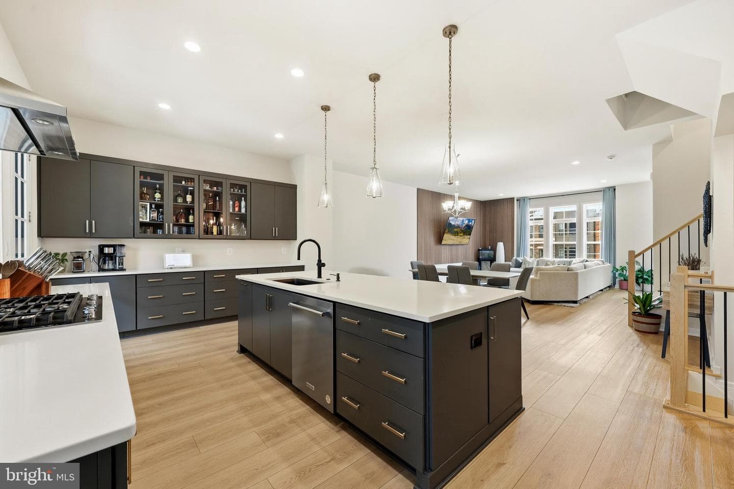 43416 Grandmoore Street photo 15