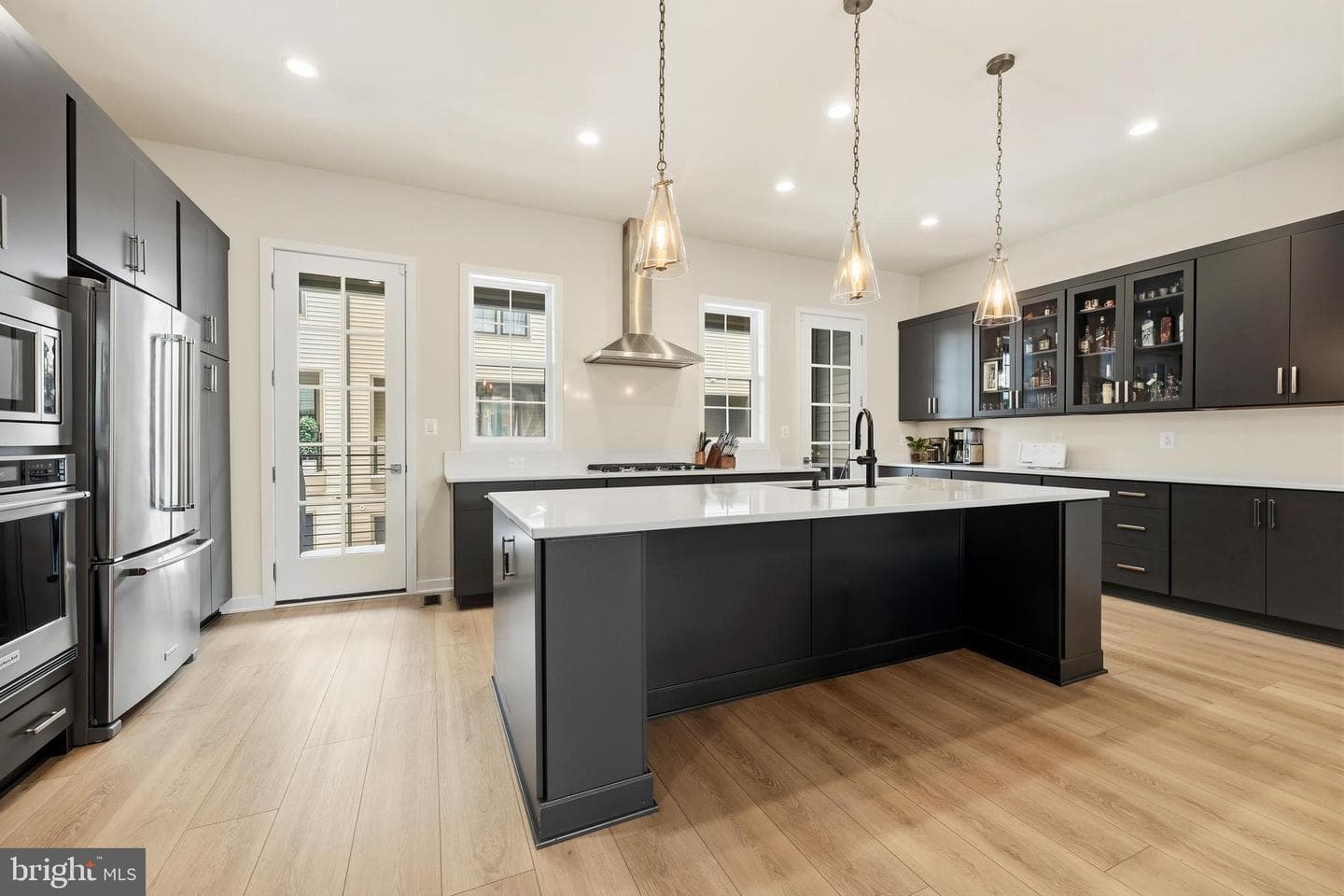 43416 Grandmoore Street photo 2