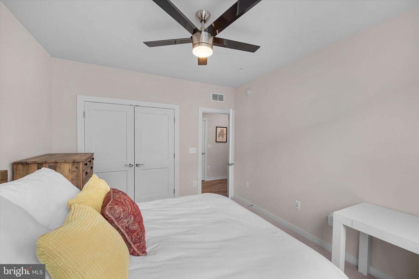 44481 Wolfhound Square photo 25