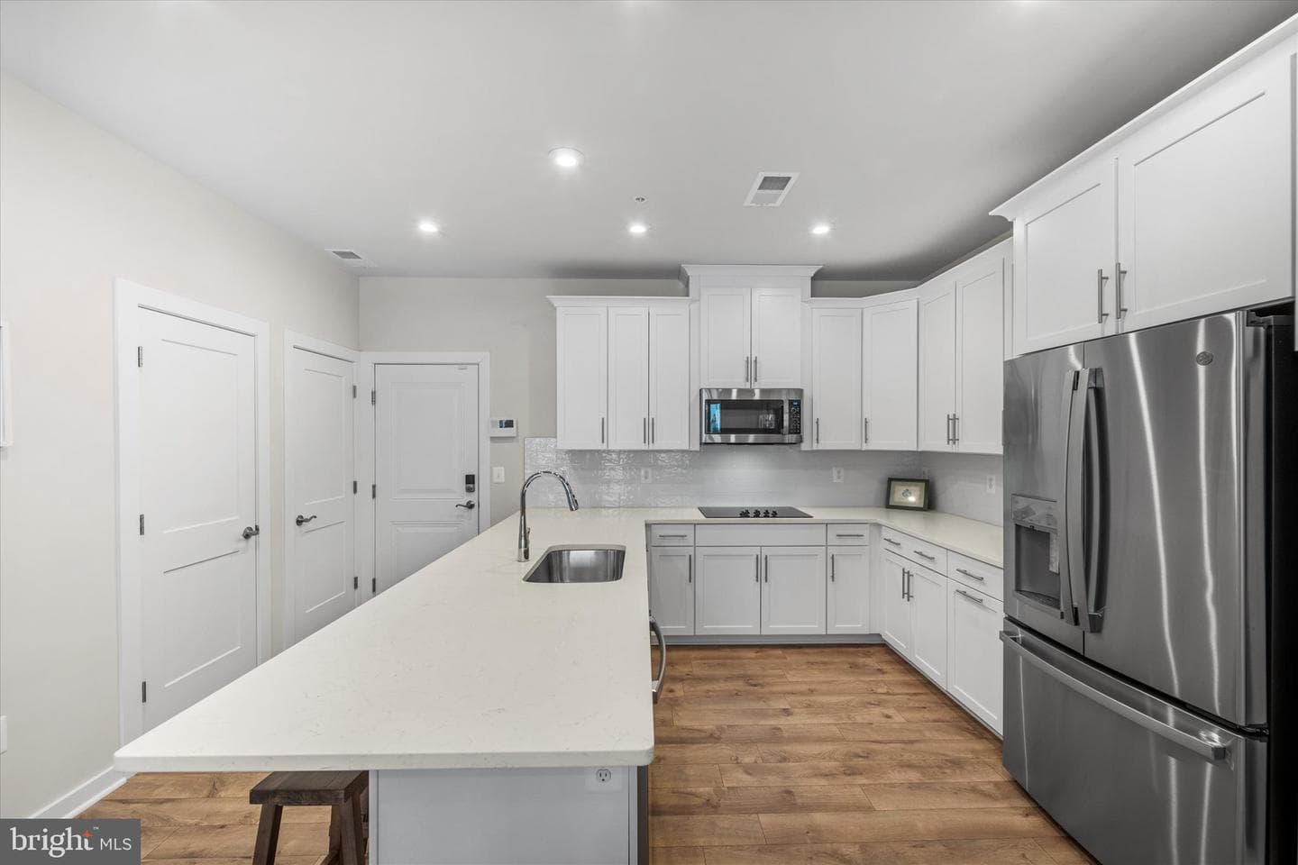 44481 Wolfhound Square photo 4
