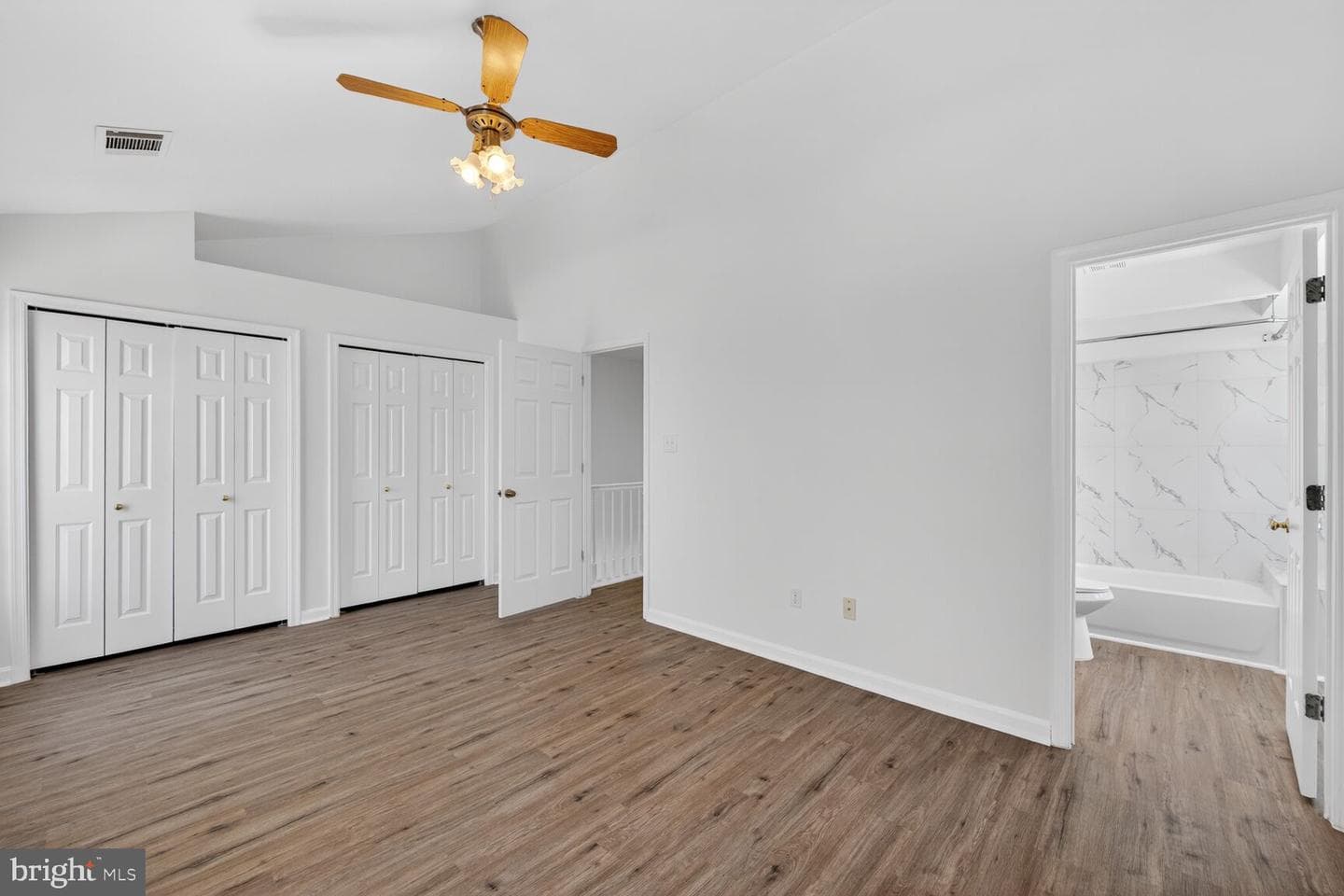 45544 Whitcomb Square photo 15