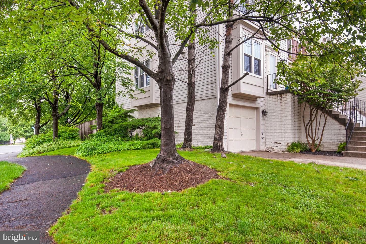 45544 Whitcomb Square photo 26