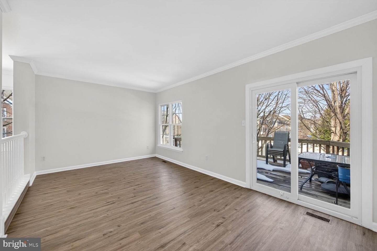 45544 Whitcomb Square photo 6
