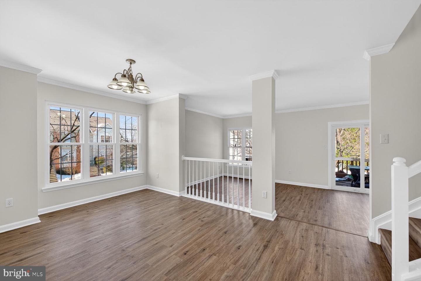 45544 Whitcomb Square photo 8