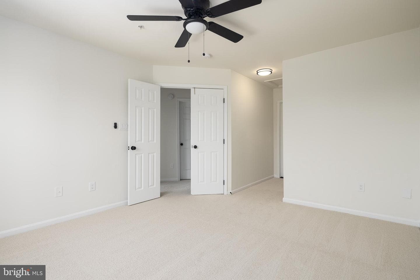20450 Cool Fern Square photo 16