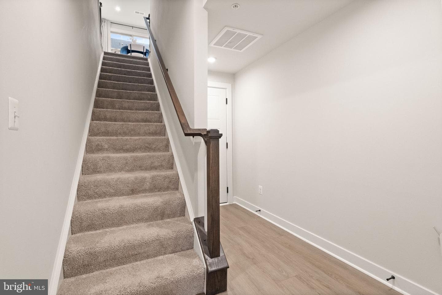 42595 Pitlochry Terrace photo 9