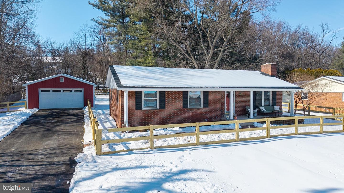 9 Honeybee Avenue photo 30