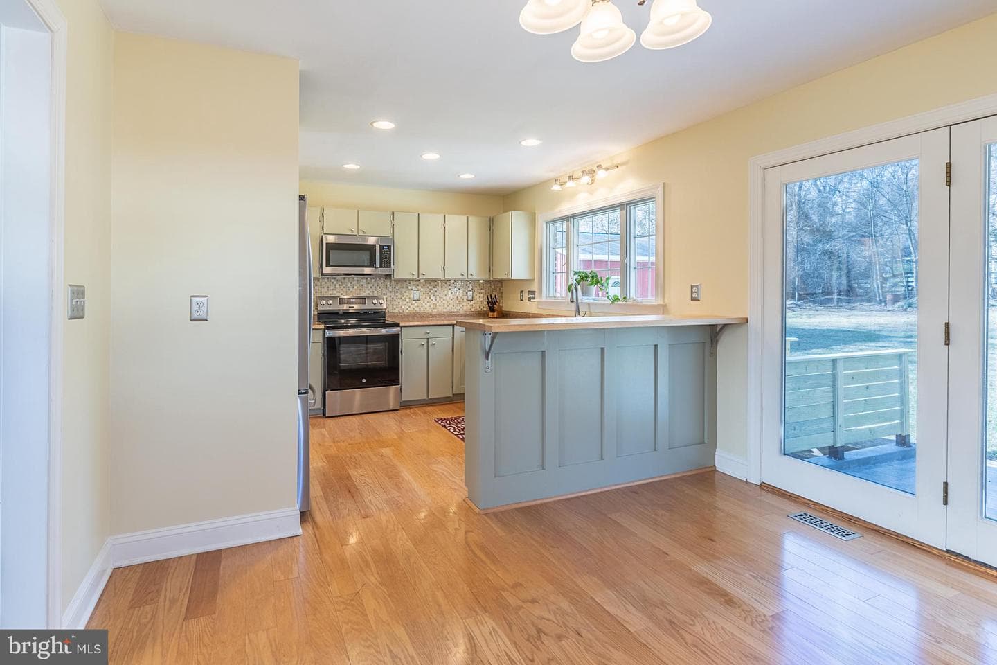 9 Honeybee Avenue photo 9