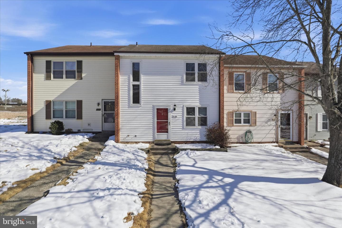 406 Crestwood Street SW photo 1