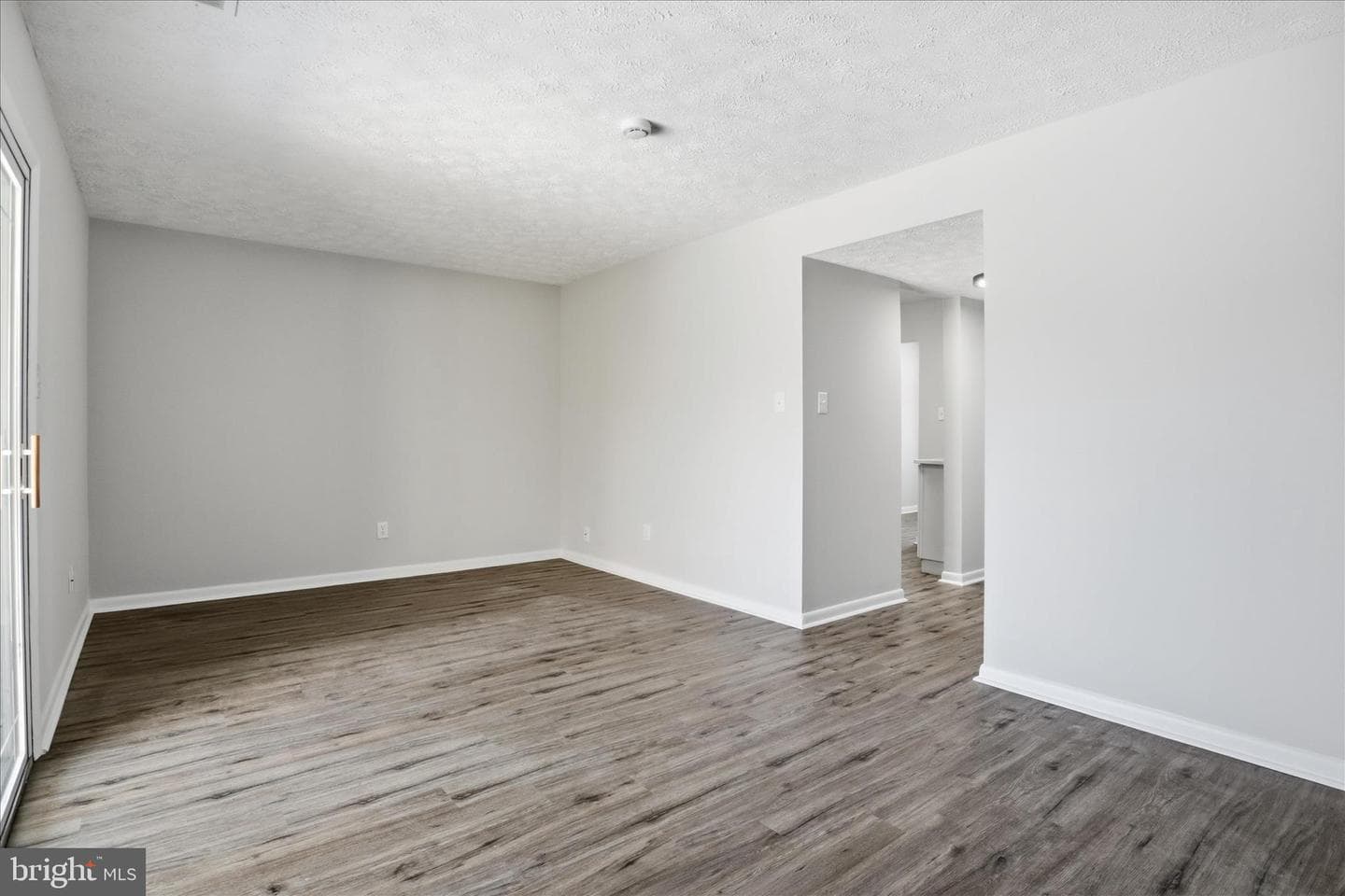 406 Crestwood Street SW photo 13