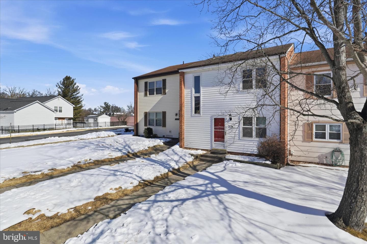 406 Crestwood Street SW photo 2