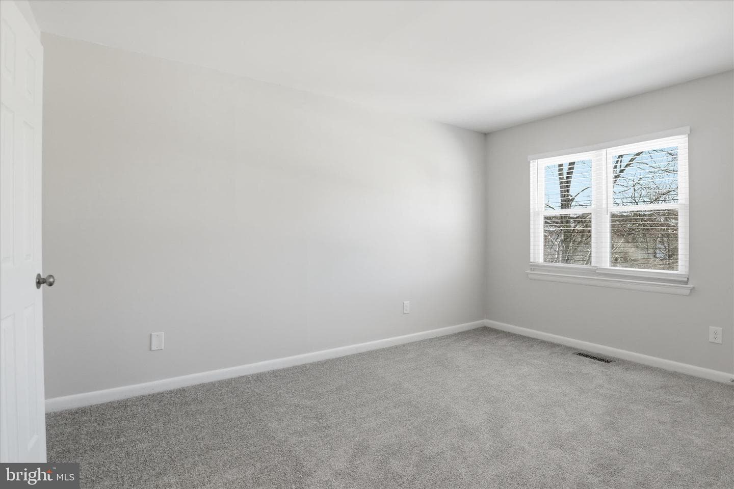 406 Crestwood Street SW photo 20