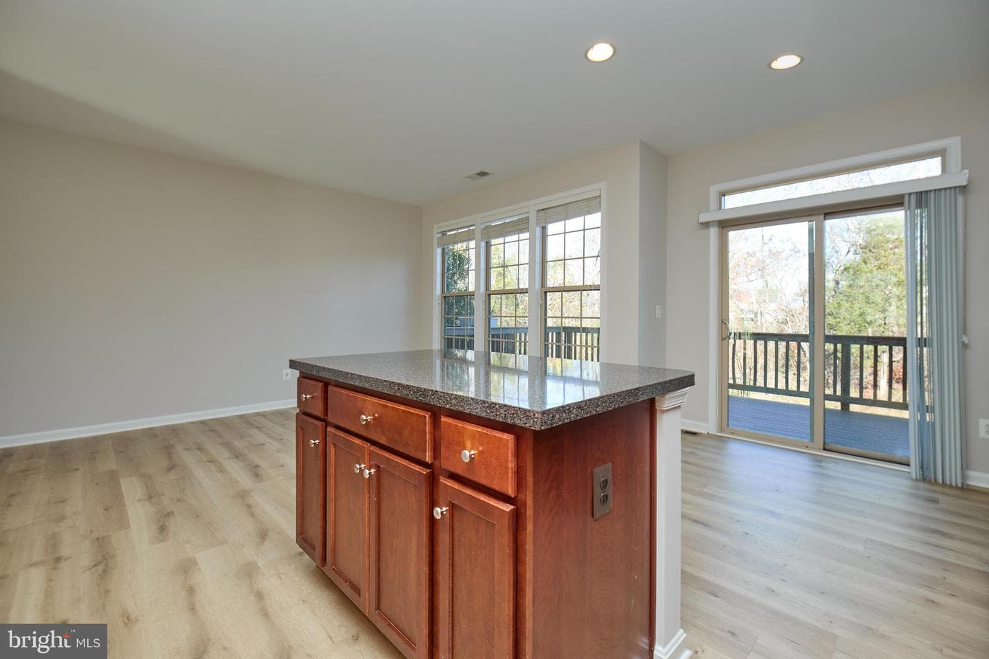 42612 Galbraith Square photo 13