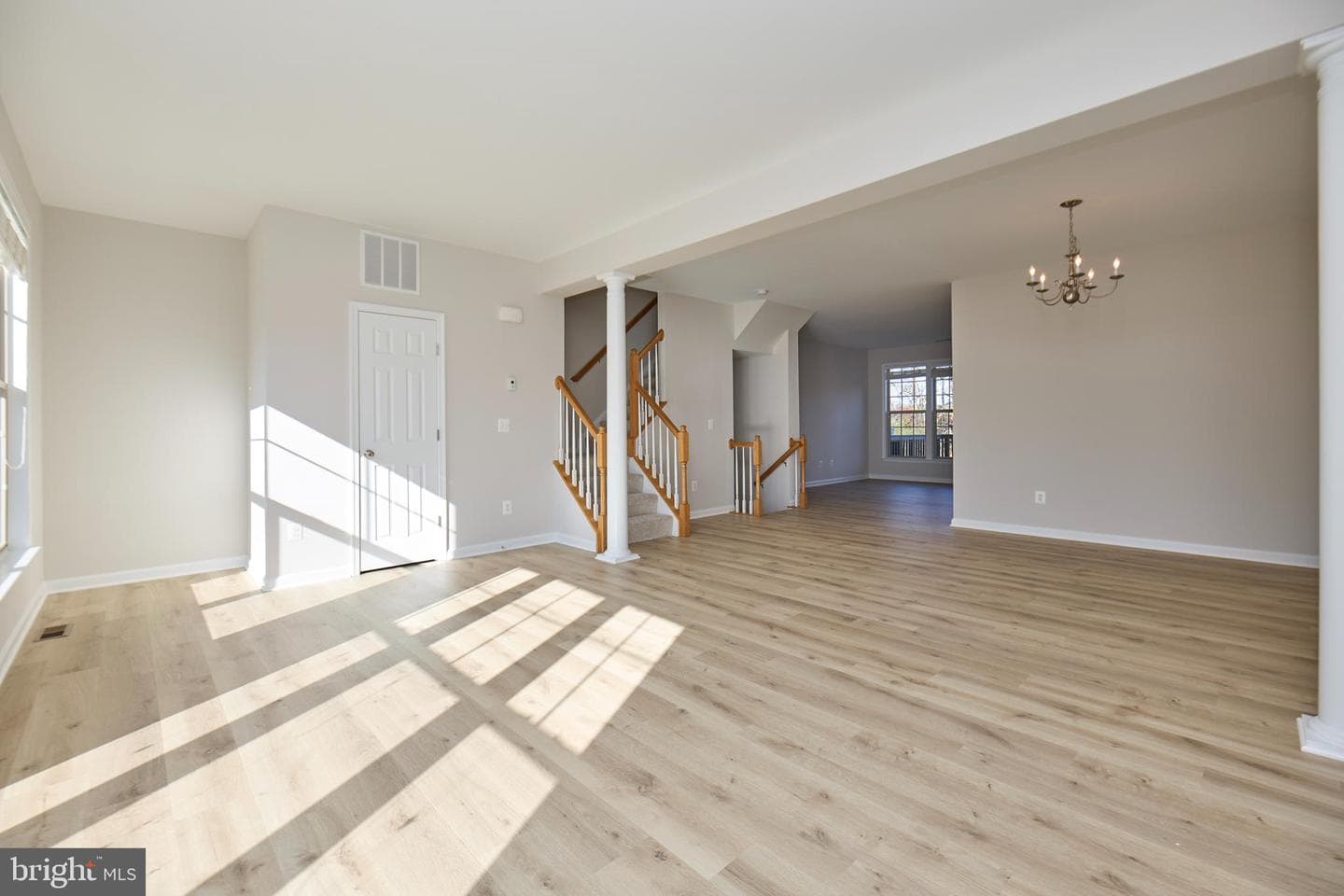 42612 Galbraith Square photo 8