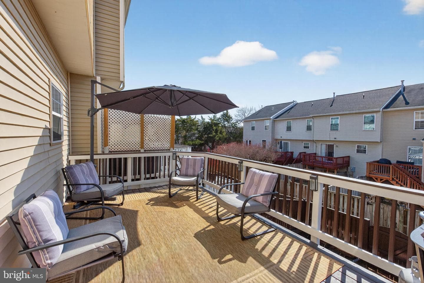 539 Tuliptree Square NE photo 8