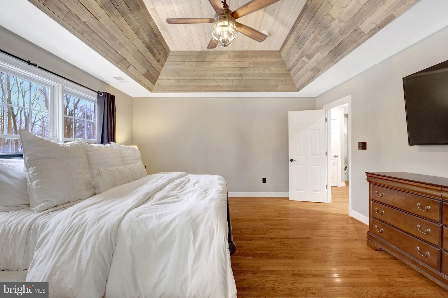 24154 Corktree Lane photo 32