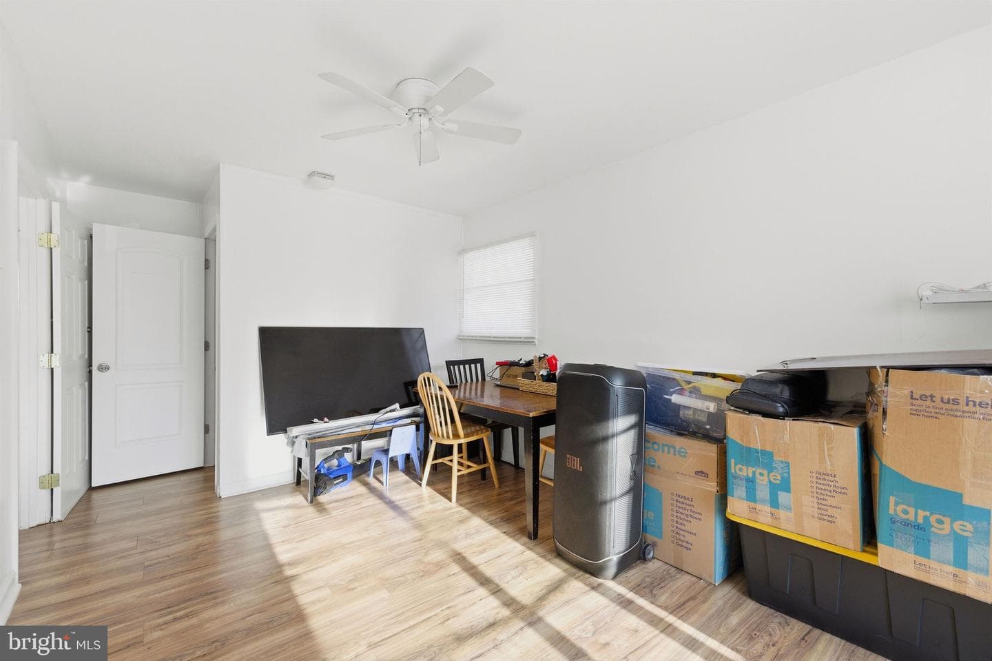 1607 N Brunswick Street photo 27