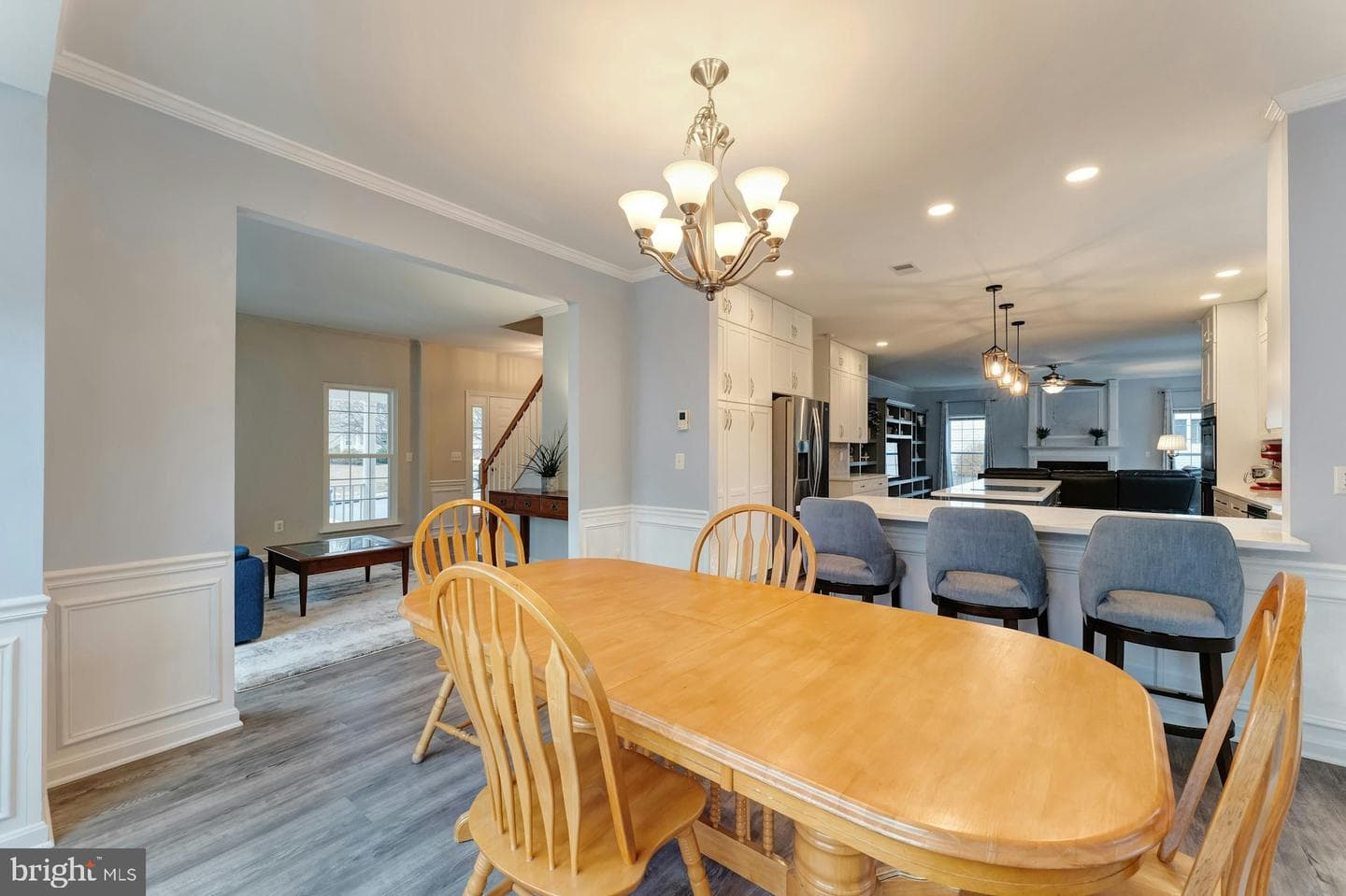 628 Wintergreen Drive photo 10