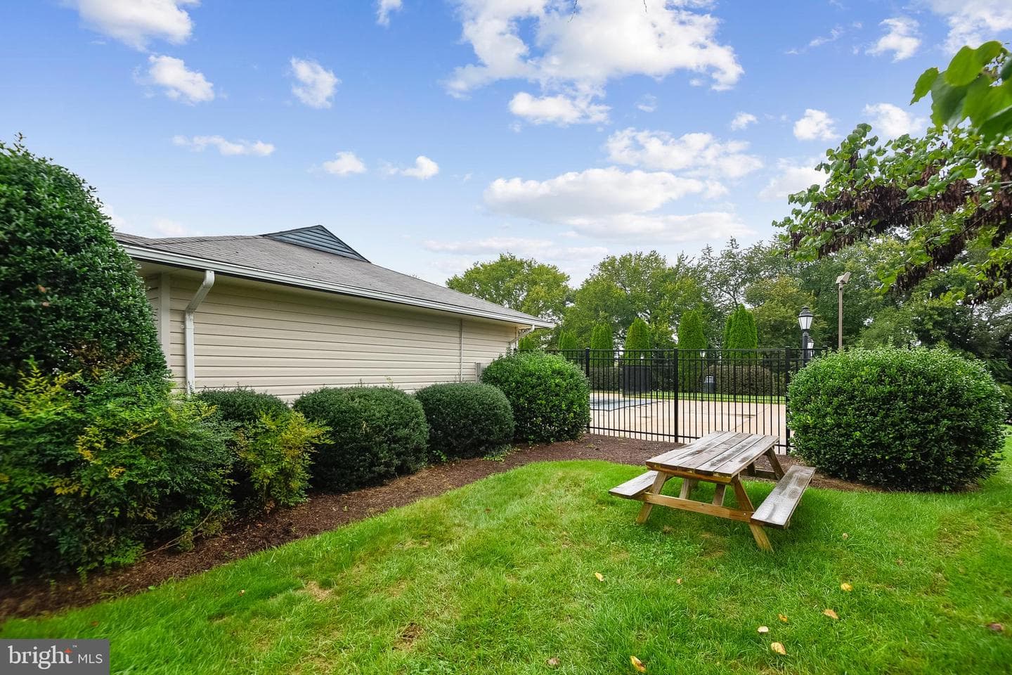 311 Mcdaniel Drive photo 32