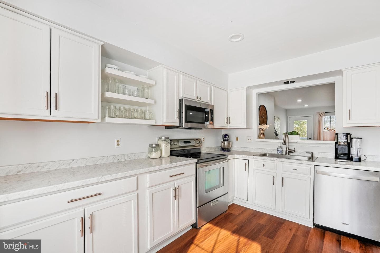 311 Mcdaniel Drive photo 4