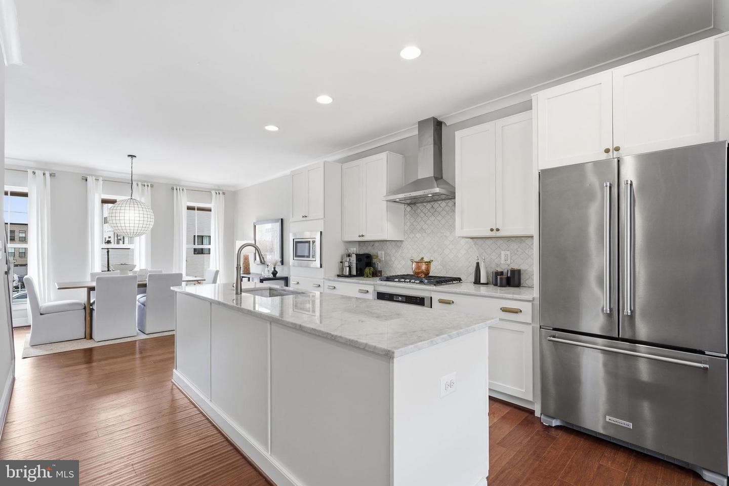 23000 Lavallette Square photo 9