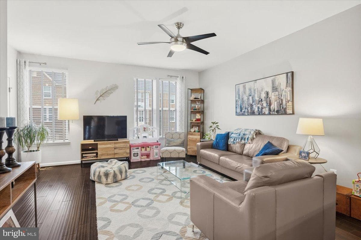 22855 Lacey Oak Terrace photo 11