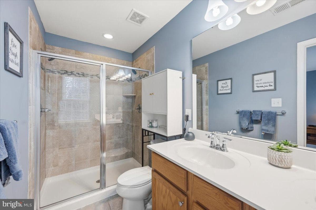22855 Lacey Oak Terrace photo 32