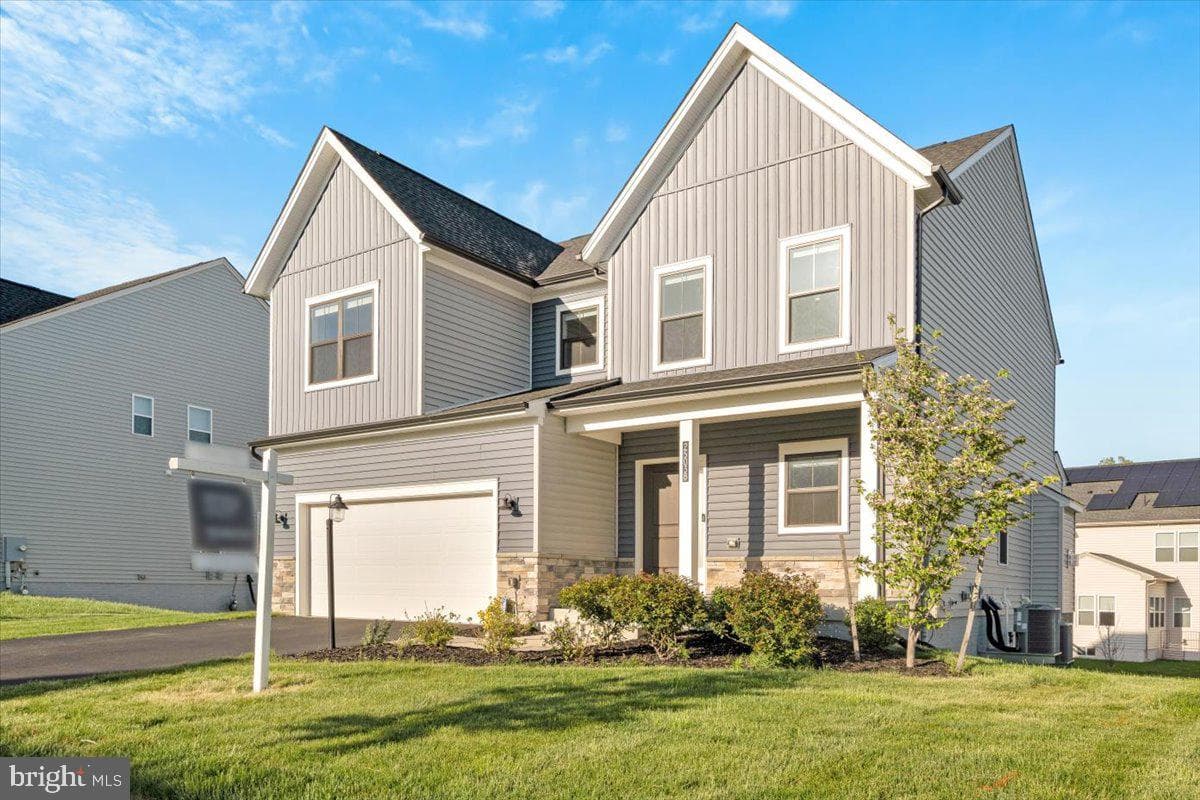 25038 Woodland Iris Drive photo 2