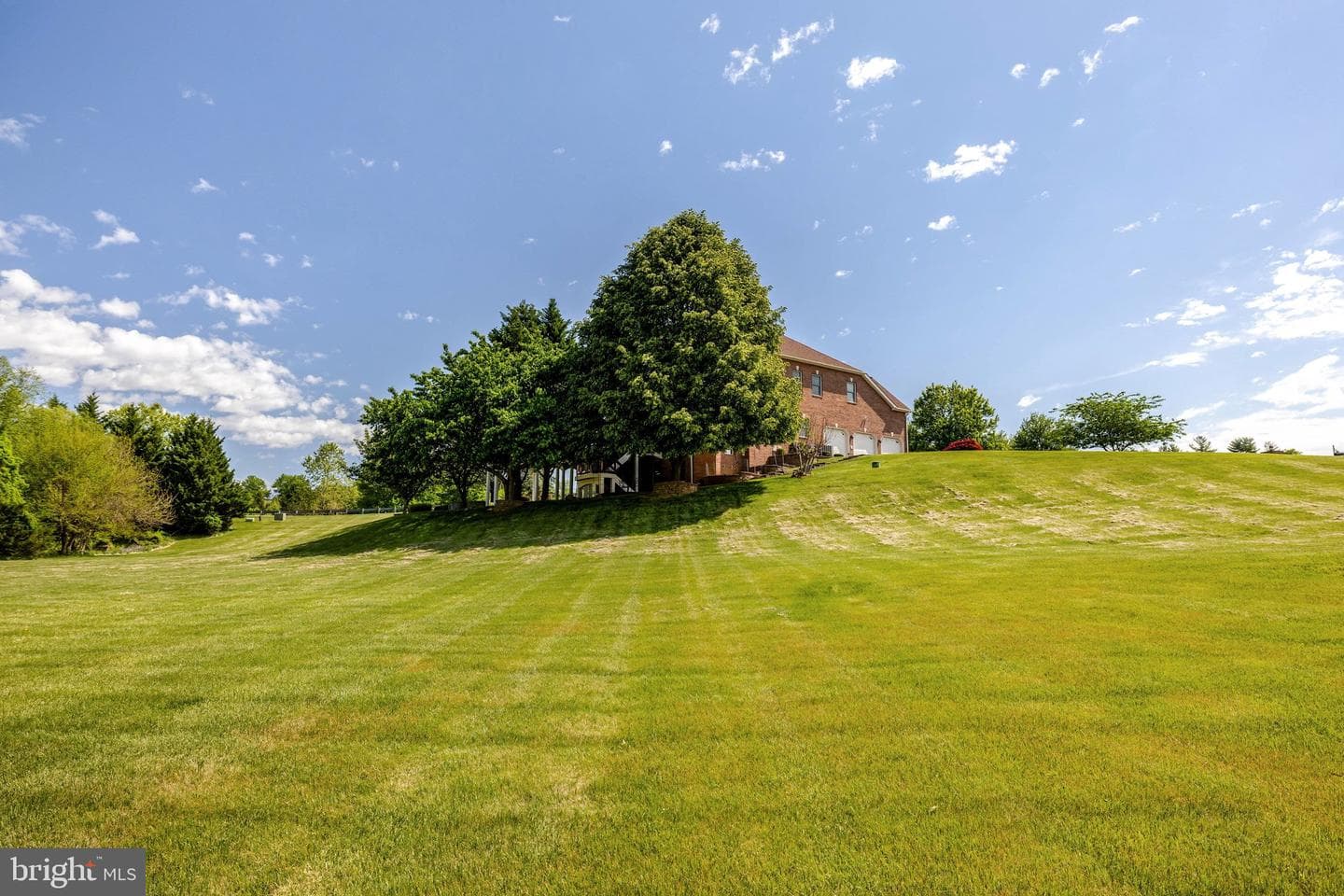 17485 White Gate Place photo 17