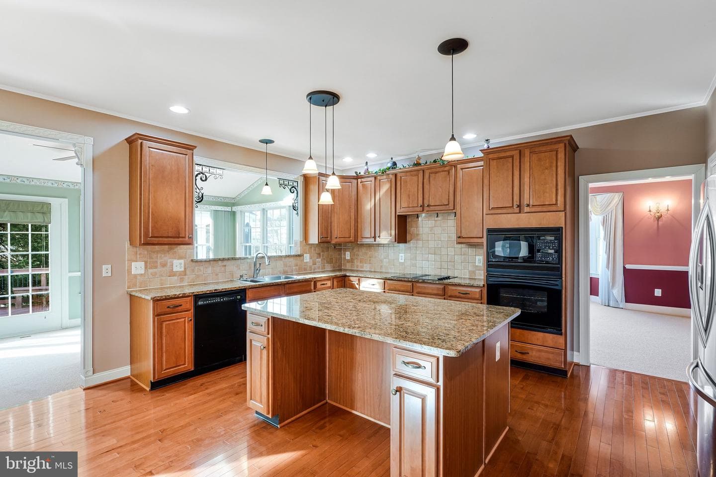 17485 White Gate Place photo 25
