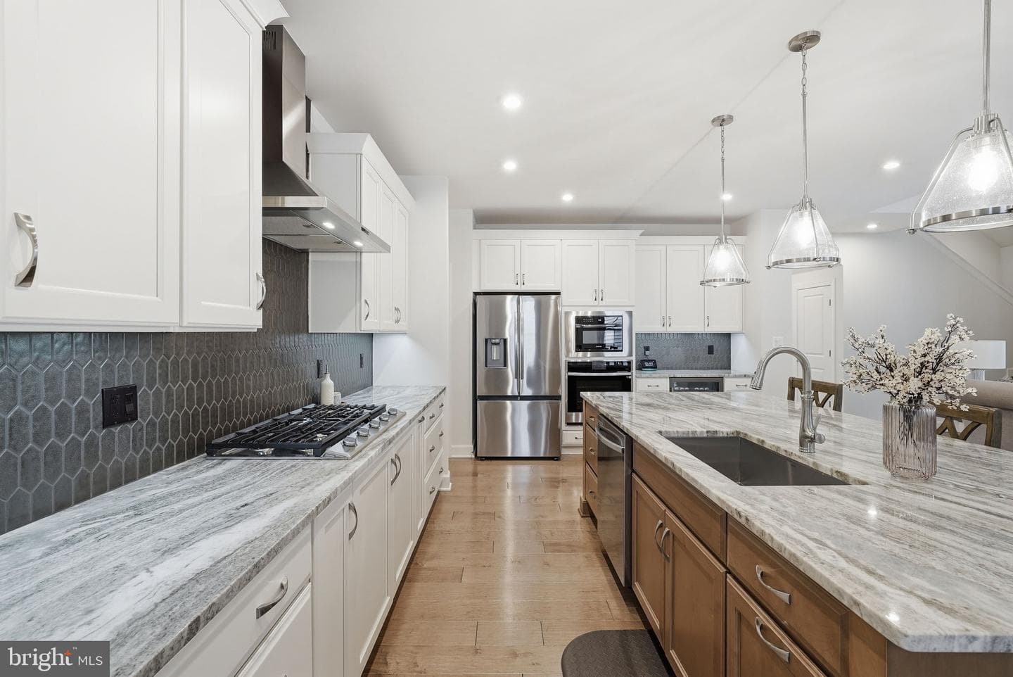 43065 Greeley Square photo 13