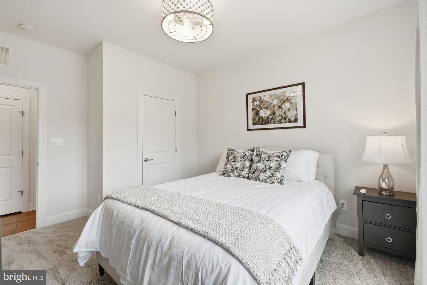 43065 Greeley Square photo 26