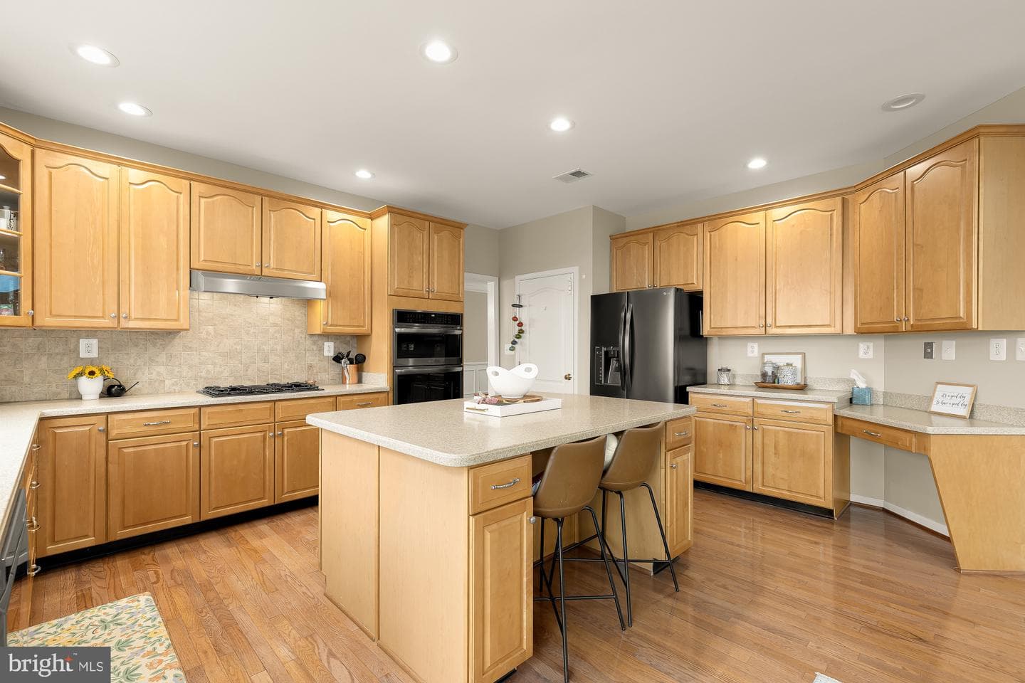 43592 Lucketts Bridge Circle photo 24