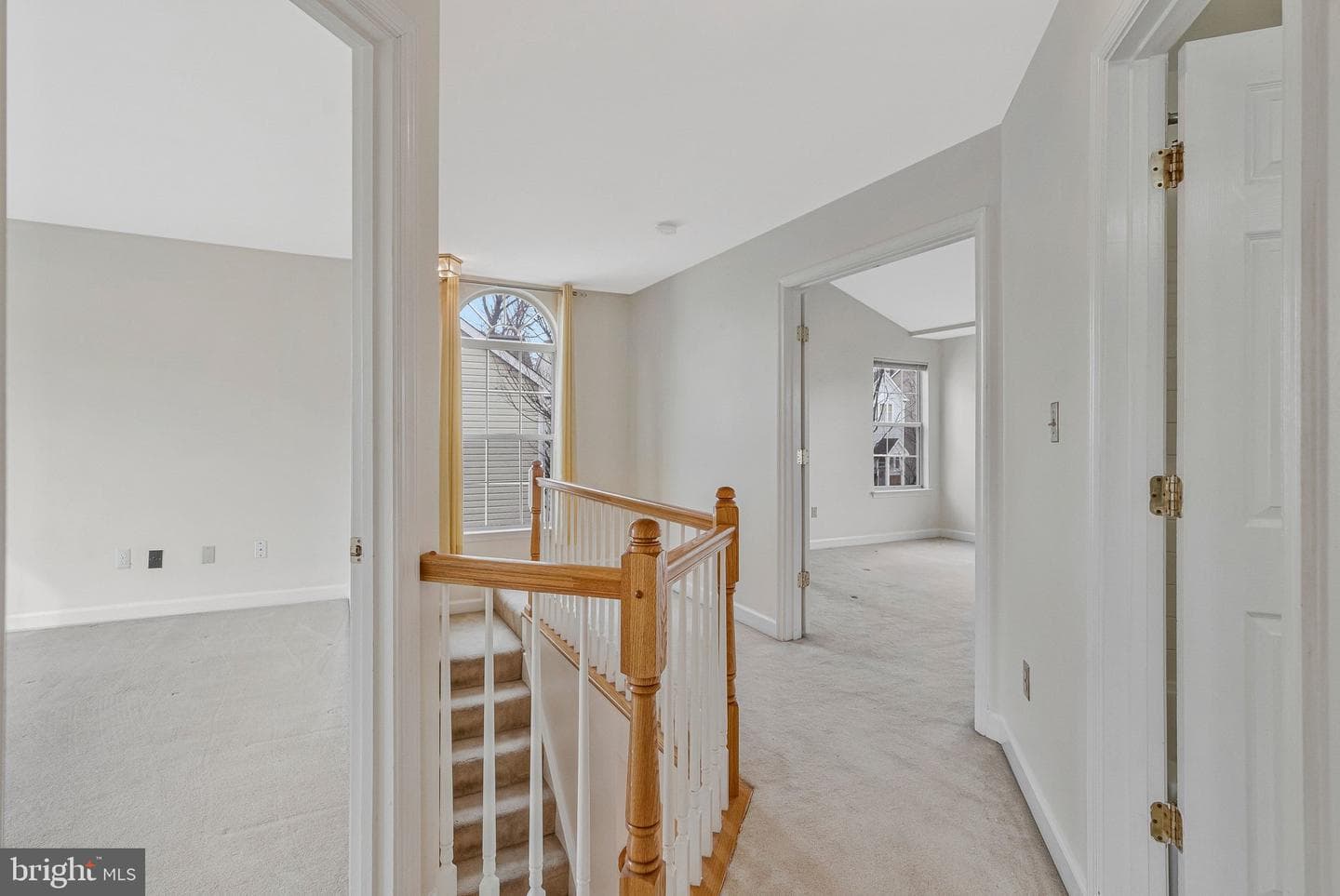 20572 Willoughby Square photo 25