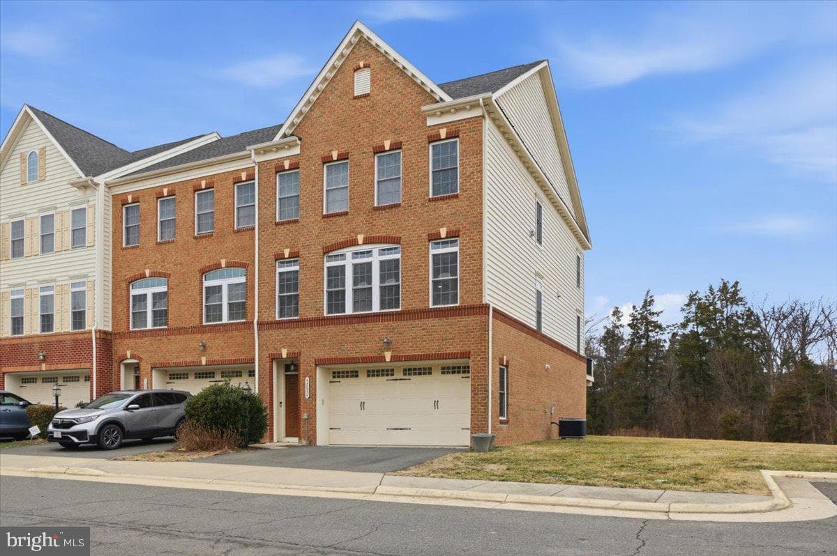 42634 Offenham Terrace photo 30