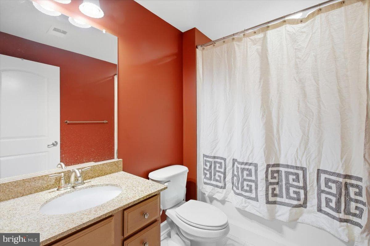 42634 Offenham Terrace photo 49