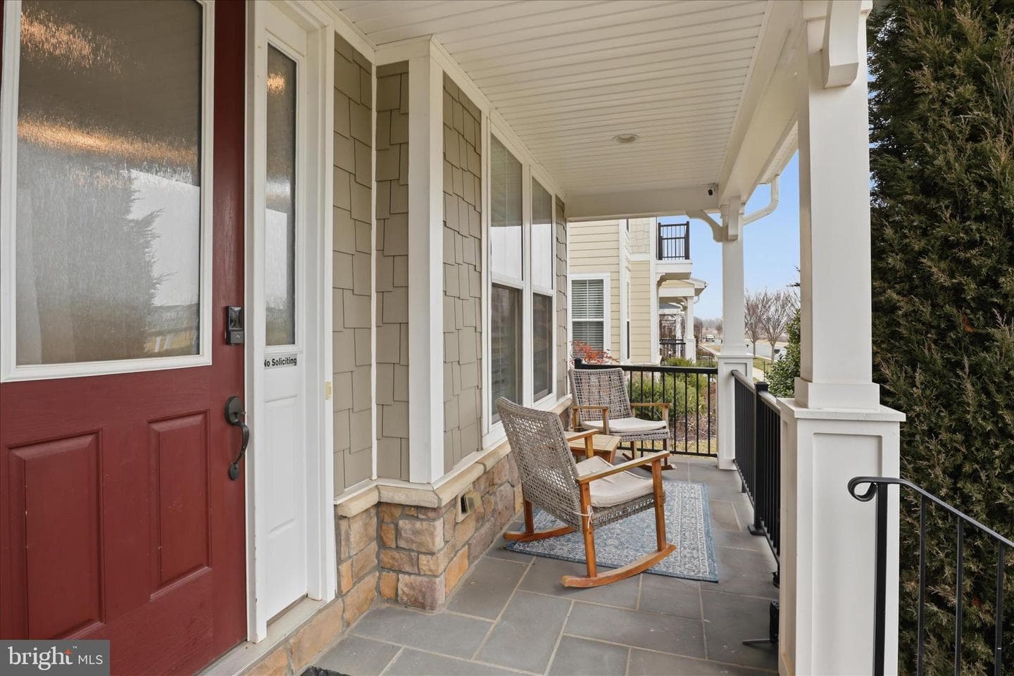 1018 Laconian Street SE photo 5