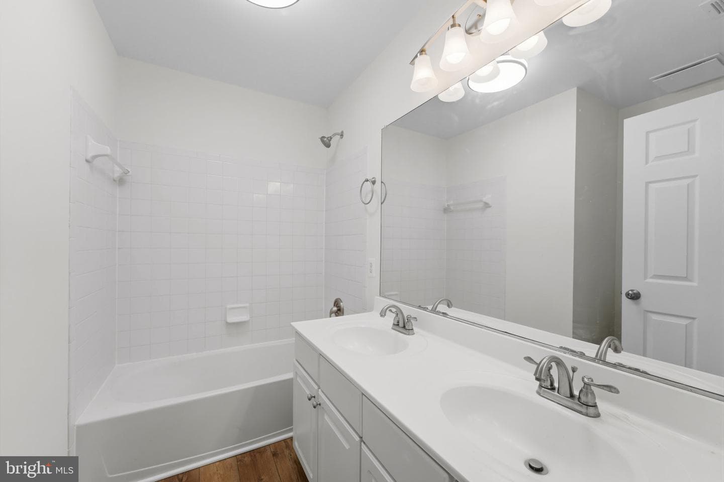 20811 Fenwick Drive photo 44